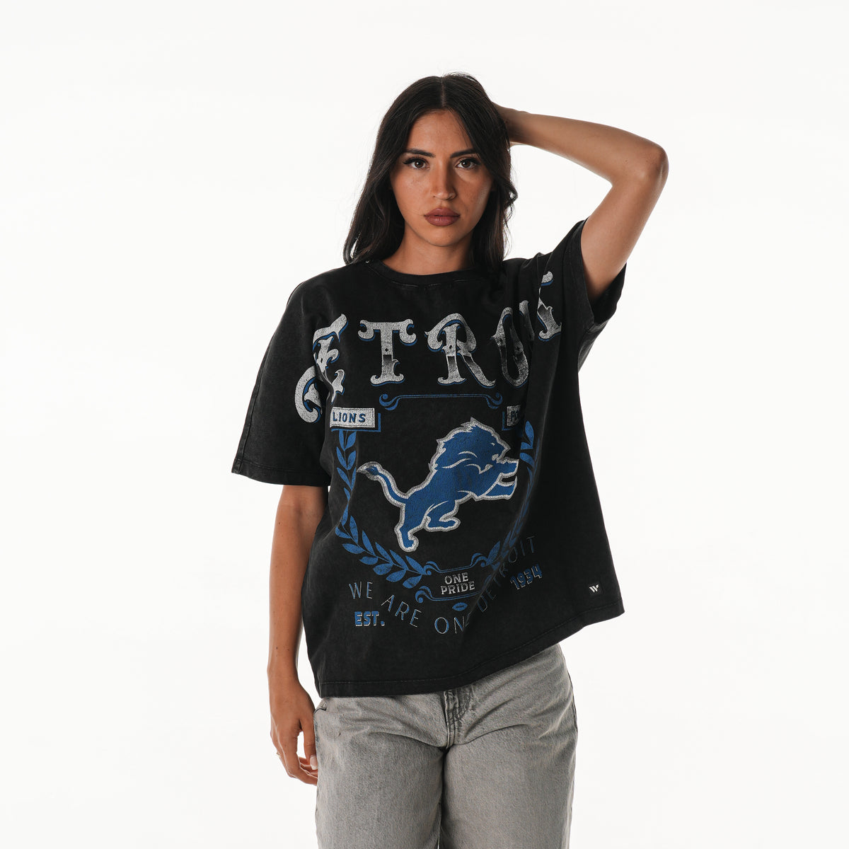 Detroit Lions Women's Oversized Graphic Dolman Short Sleeve Tee - Black