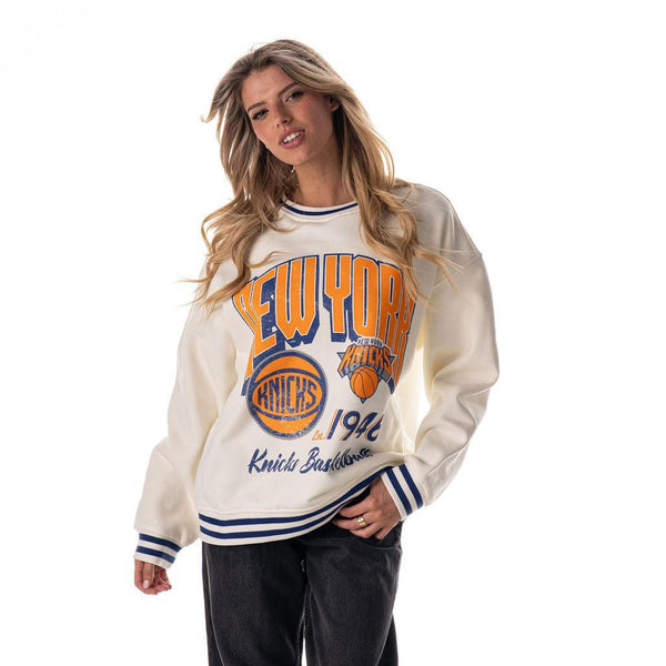 New York Knicks Women's Oversized Vintage Crew Fleece - Vintage White